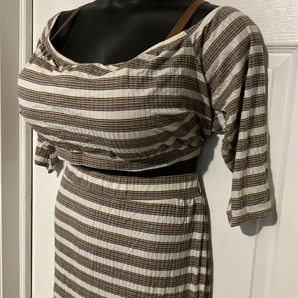 NWOT Two piece Matching Skirt Set - Picture 2 of 5